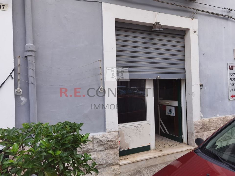 Erhvervsejendom i Martina Franca, Taranto - foto 1