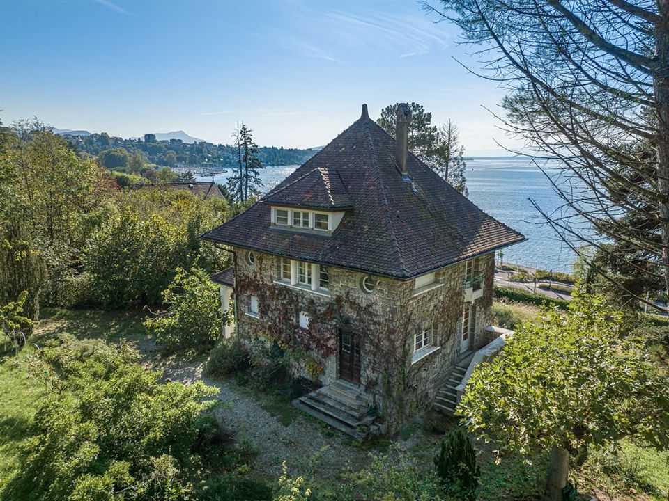 Villa i Thonon-les-Bains, Haute-Savoie - foto 1