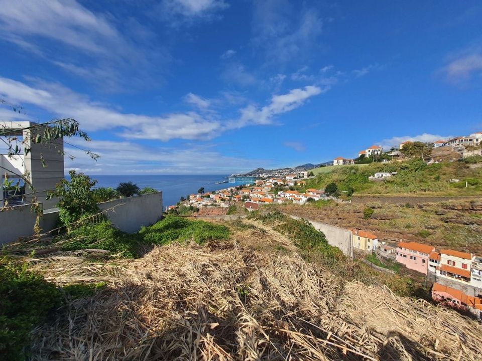 Helårsgrund i Funchal, Madeira - foto 2