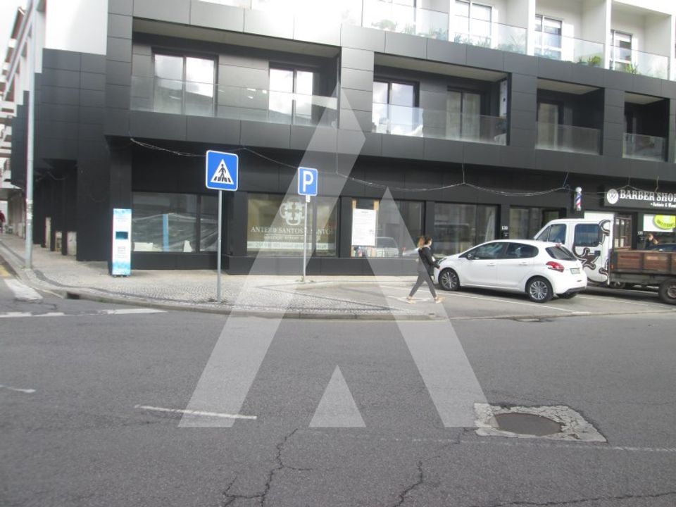 Erhvervsejendom i Aveiro, Aveiro - foto 2
