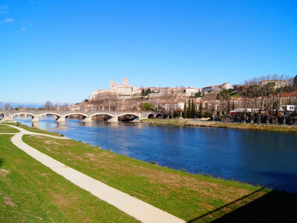 Helårsgrund i Beziers, Herault - foto 3