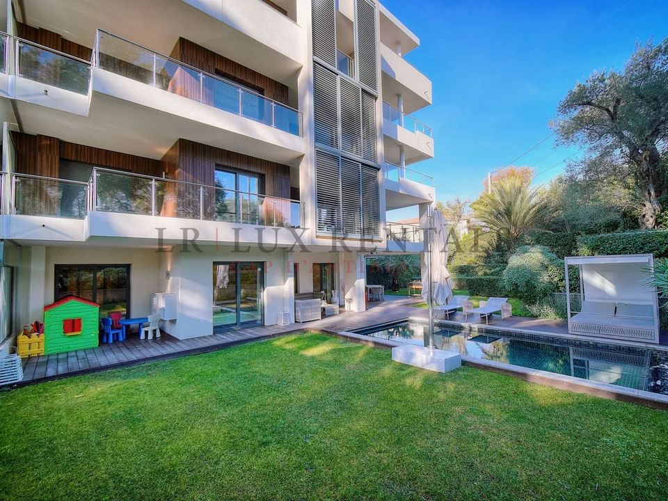 Lejlighed i Juan-les-Pins, Alpes-Maritimes - foto 1