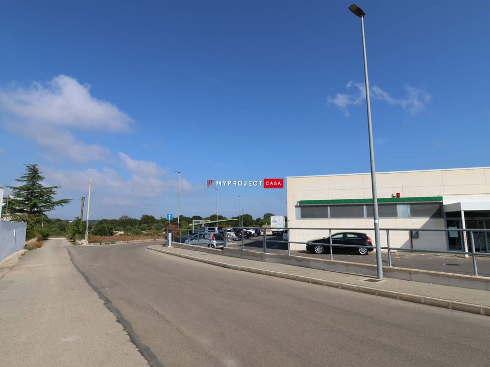 Helårsgrund i Cisternino, Brindisi - foto 1