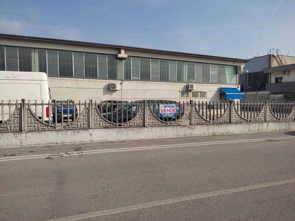 Erhvervsejendom i Brendola, Vicenza - foto 3