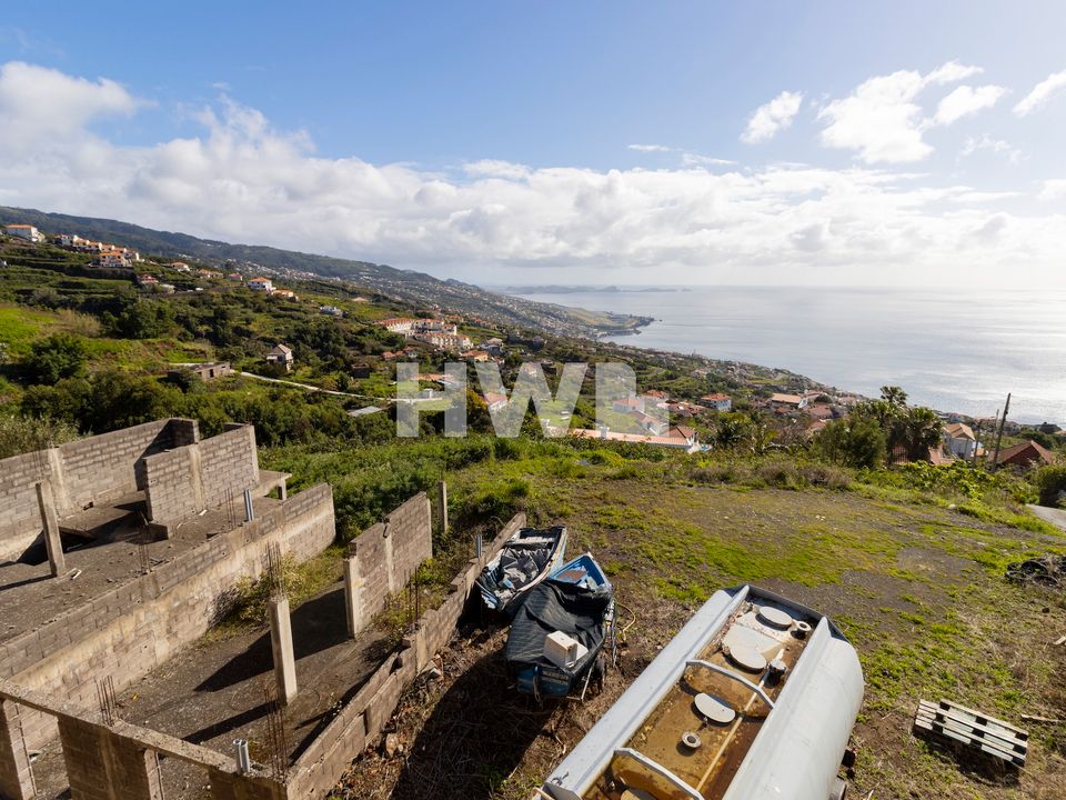 Helårsgrund i Santa Cruz, Madeira - foto 1