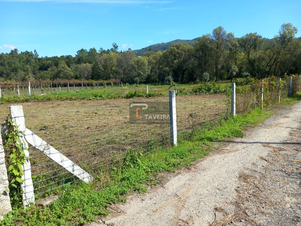 Helårsgrund i Arcos de Valdevez, Viana do Castelo - foto 1
