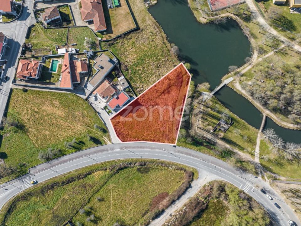 Helårsgrund i Pacos de Ferreira, Porto - foto 1