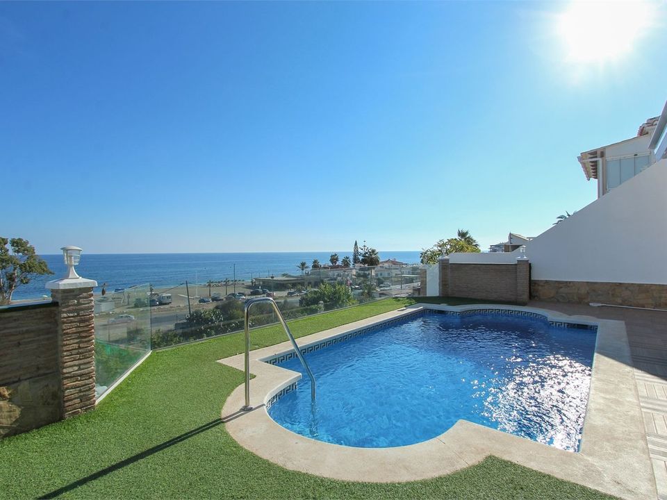 Villa i Torrox, Malaga - foto 1