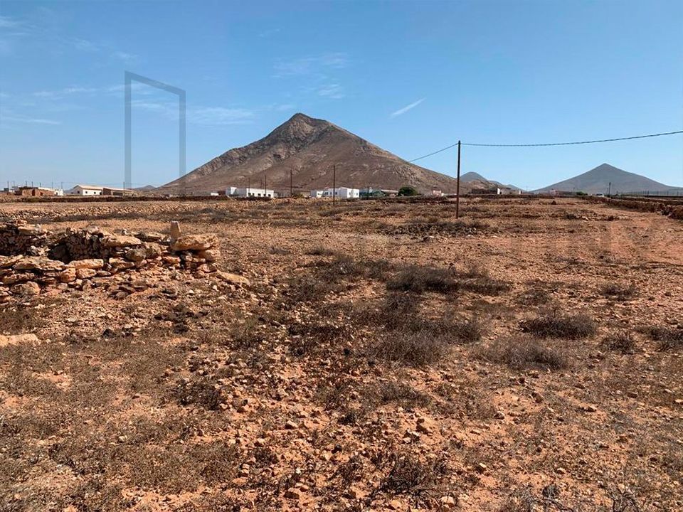 Helårsgrund i Tindaya, Fuerteventura - foto 1
