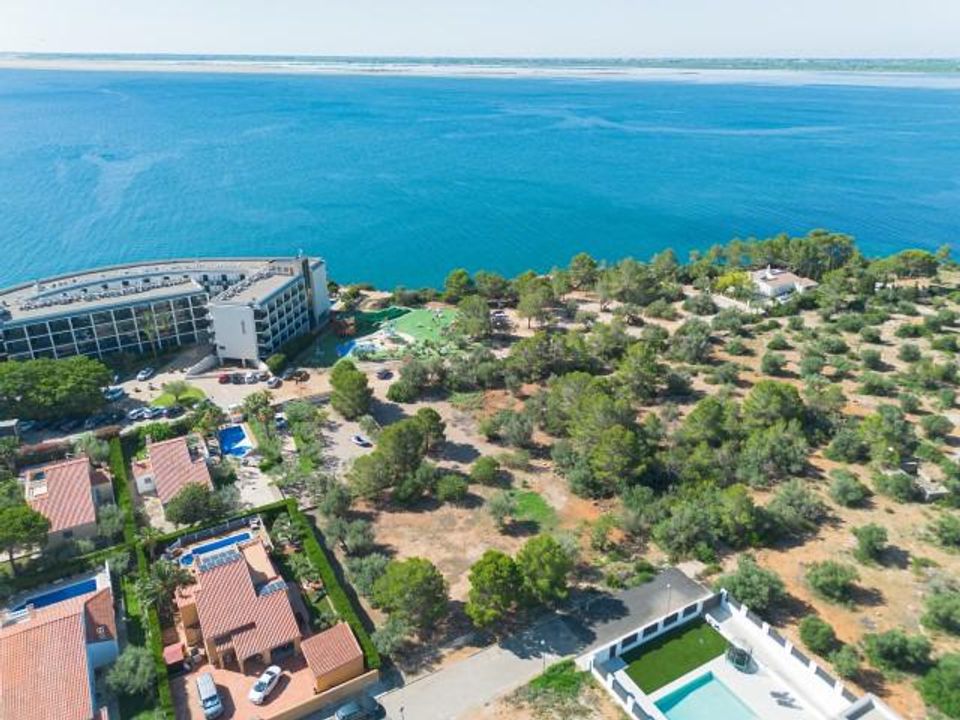 Helårsgrund i L'Ampolla, Tarragona - foto 2