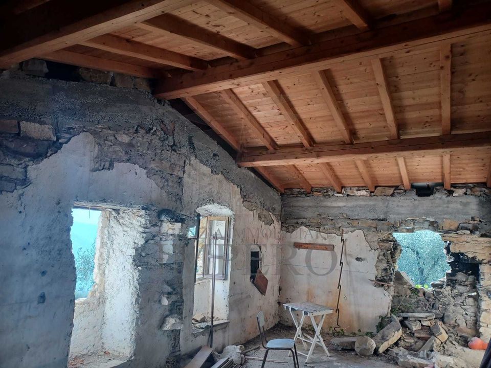 Erhvervsejendom i Dolceacqua, Imperia - foto 4