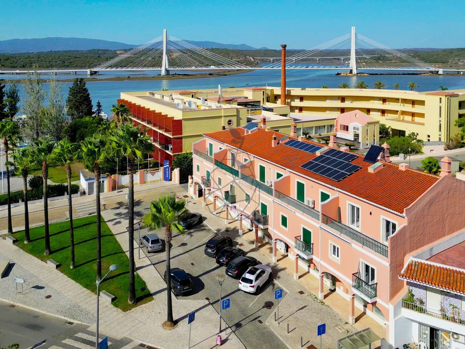 Stadthaus in Estombar, Faro - Foto 1