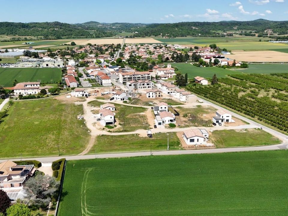 Terra a Granges-Les-Beaumont, Drome - foto 1