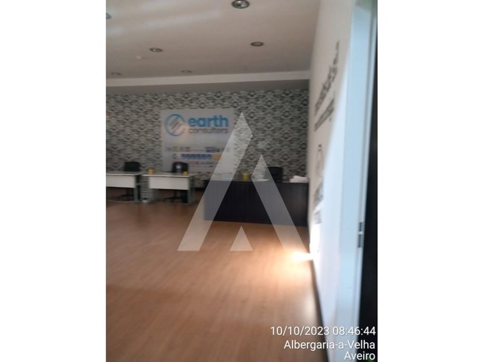 Erhvervsejendom i Albergaria-a-Velha, Aveiro - foto 3