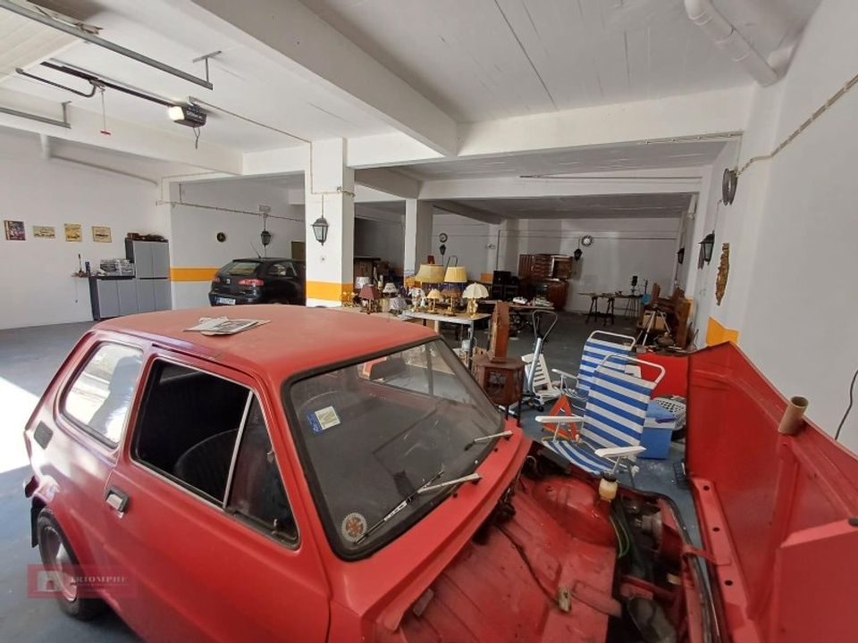 Garage i Santo Onofre e Serra do Bouro, Leiria - foto 2