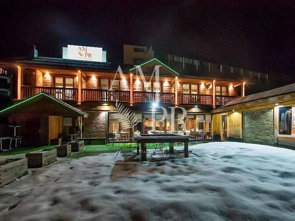 Chalet de madera en Uvernet-Fours, Alpes-de-Haute-Provence - foto 1