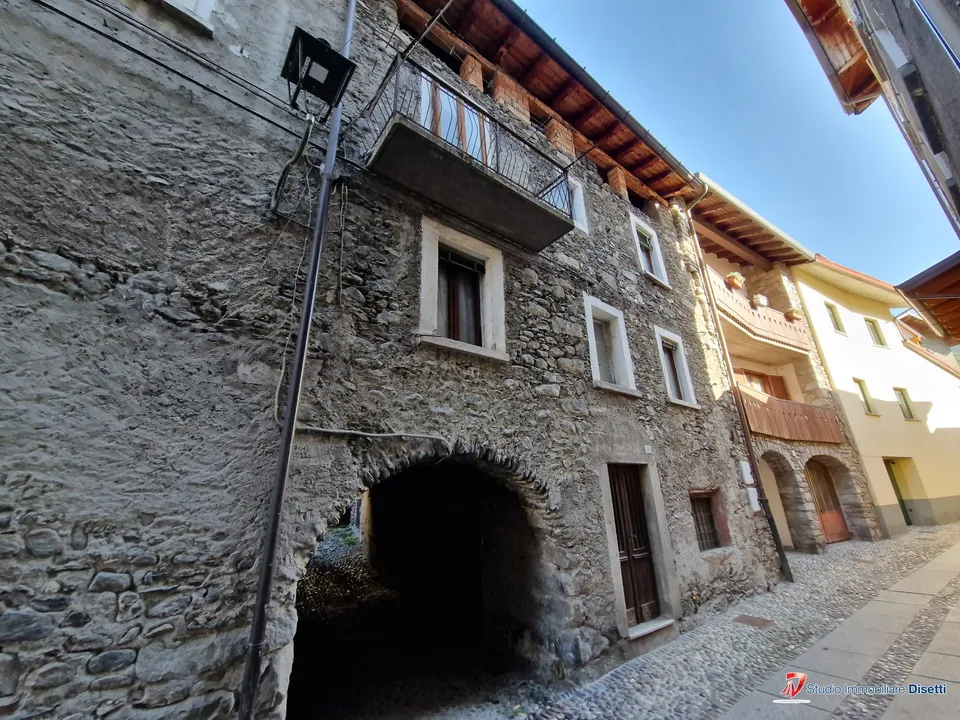 Landejendom i Edolo, Brescia - foto 1