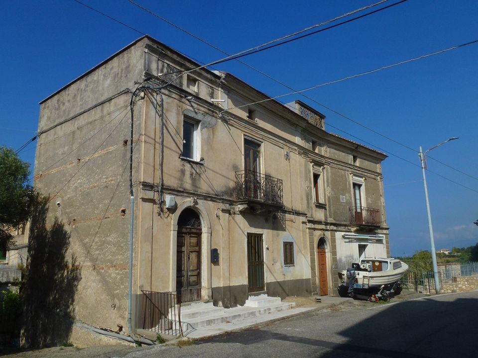 Lejlighed i San Lucido, Cosenza - foto 1