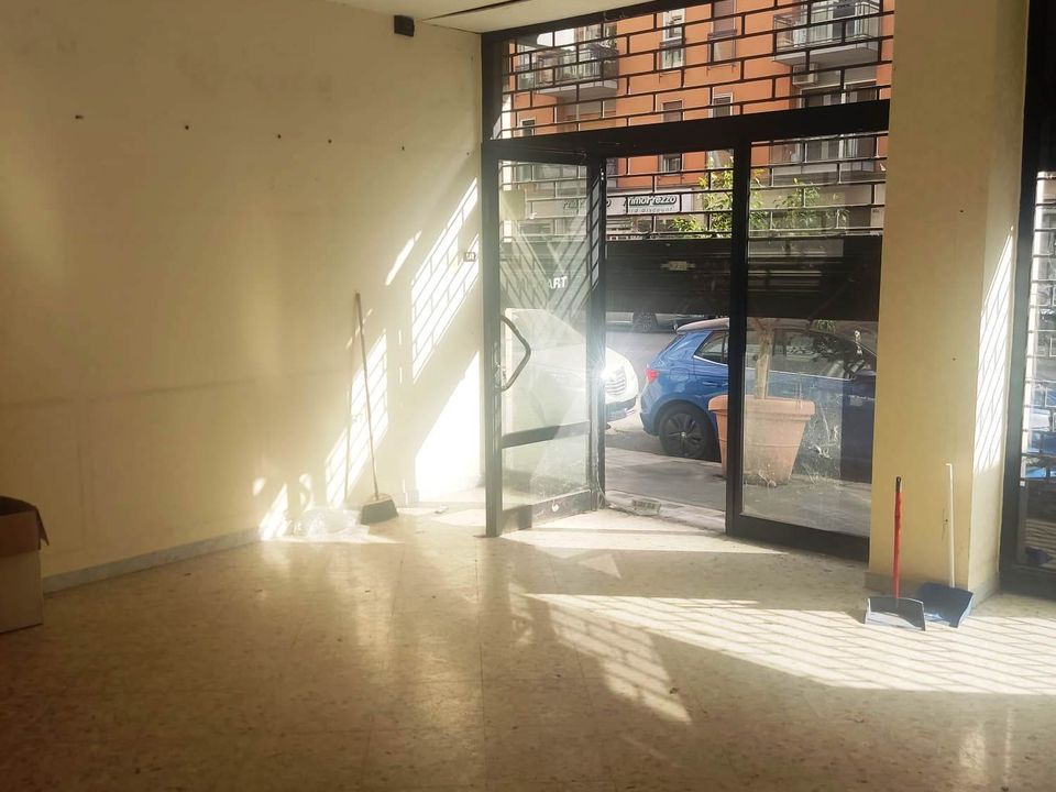 Erhvervsejendom i Bari, Bari - foto 3