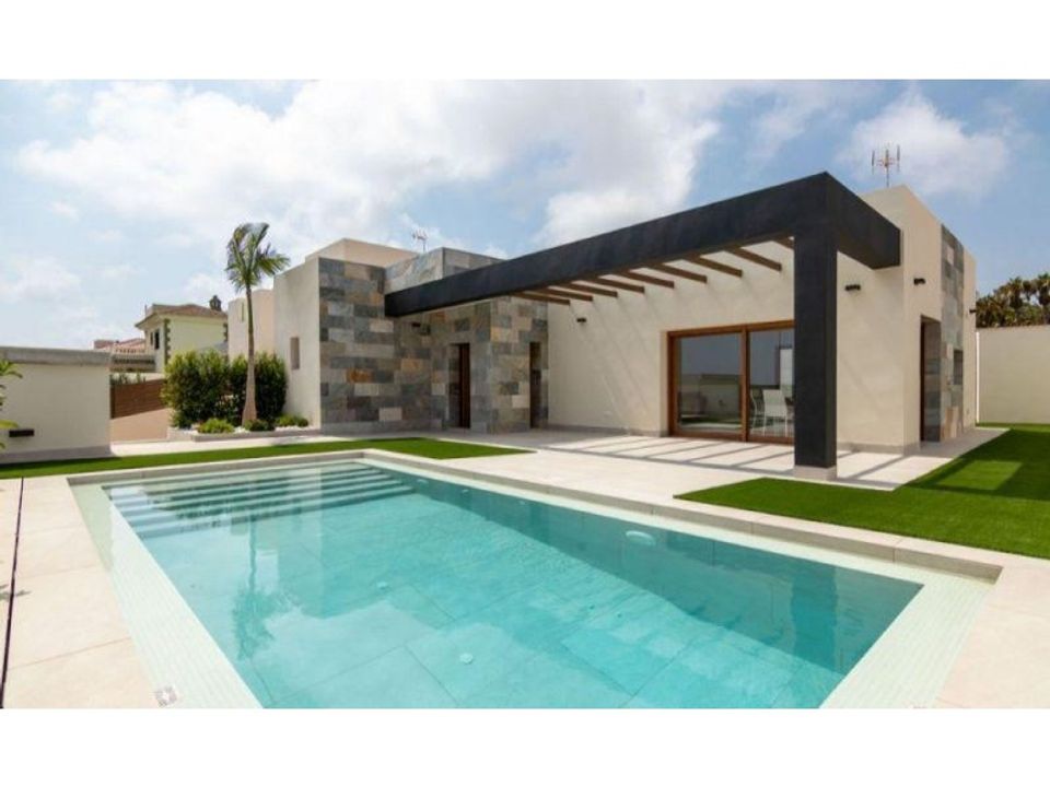 Villa i Los Balcones, Alicante - foto 1