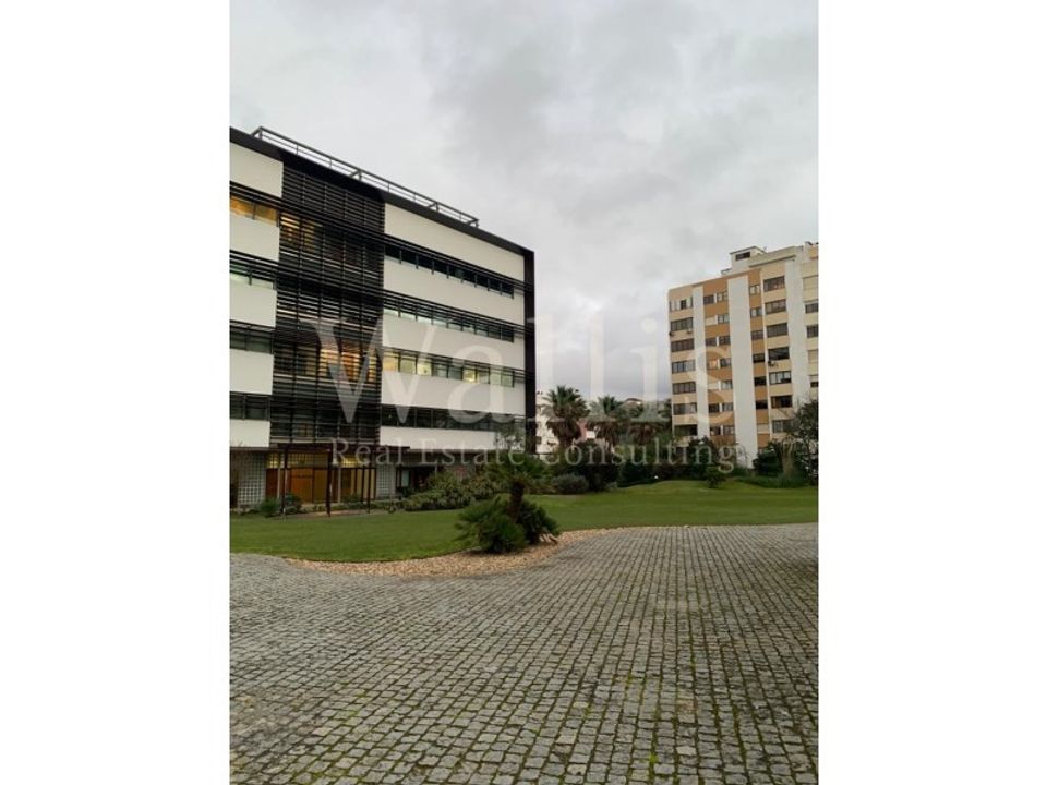 Erhvervsejendom i Carnaxide, Lisbon - foto 2