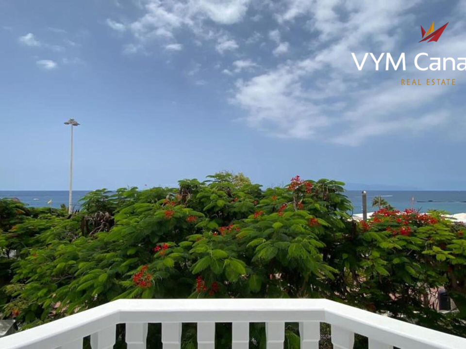 Villa i Playas De Fanabe, Tenerife - foto 1