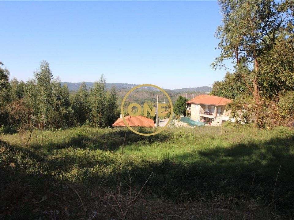 Helårsgrund i Fafe, Braga - foto 1