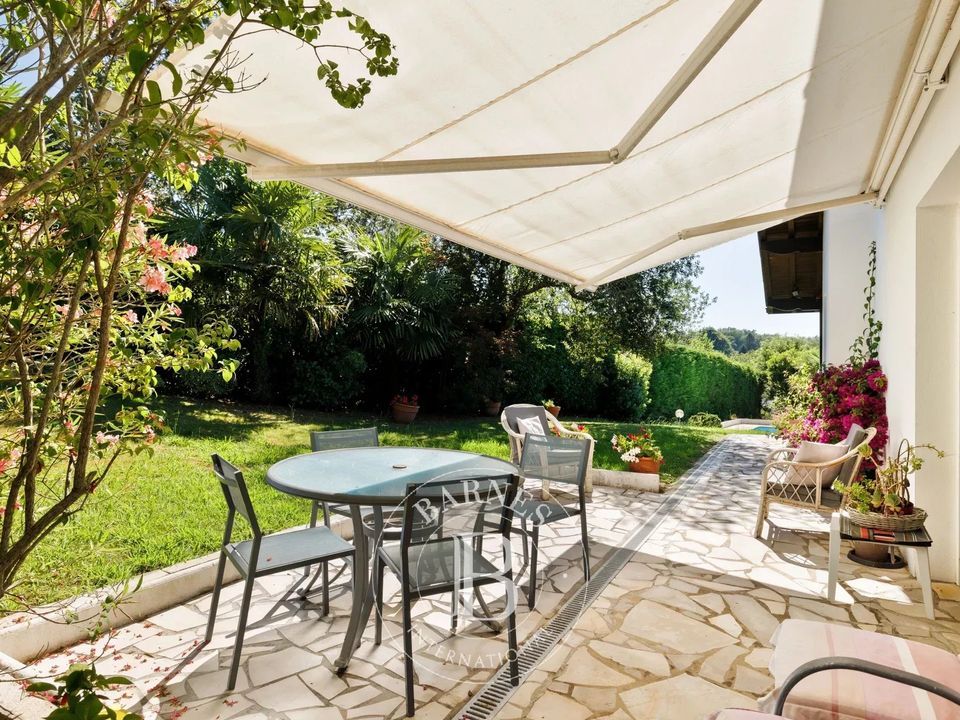 Villa i Bassussarry, Pyrenees-Atlantiques - bilde 5