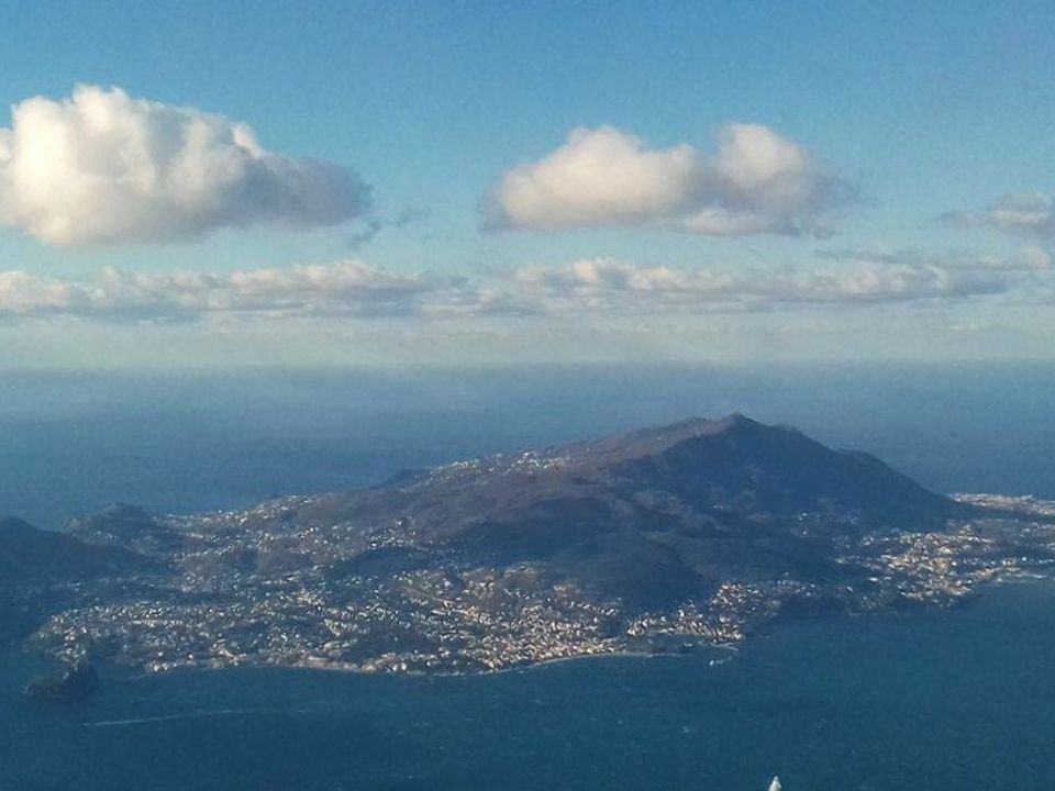 Propiedad comercial en Forio, Naples - foto 4