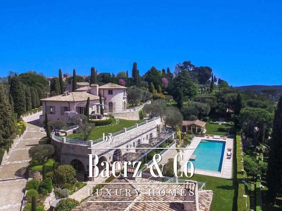 Villa i Mougins, Alpes-Maritimes - foto 1