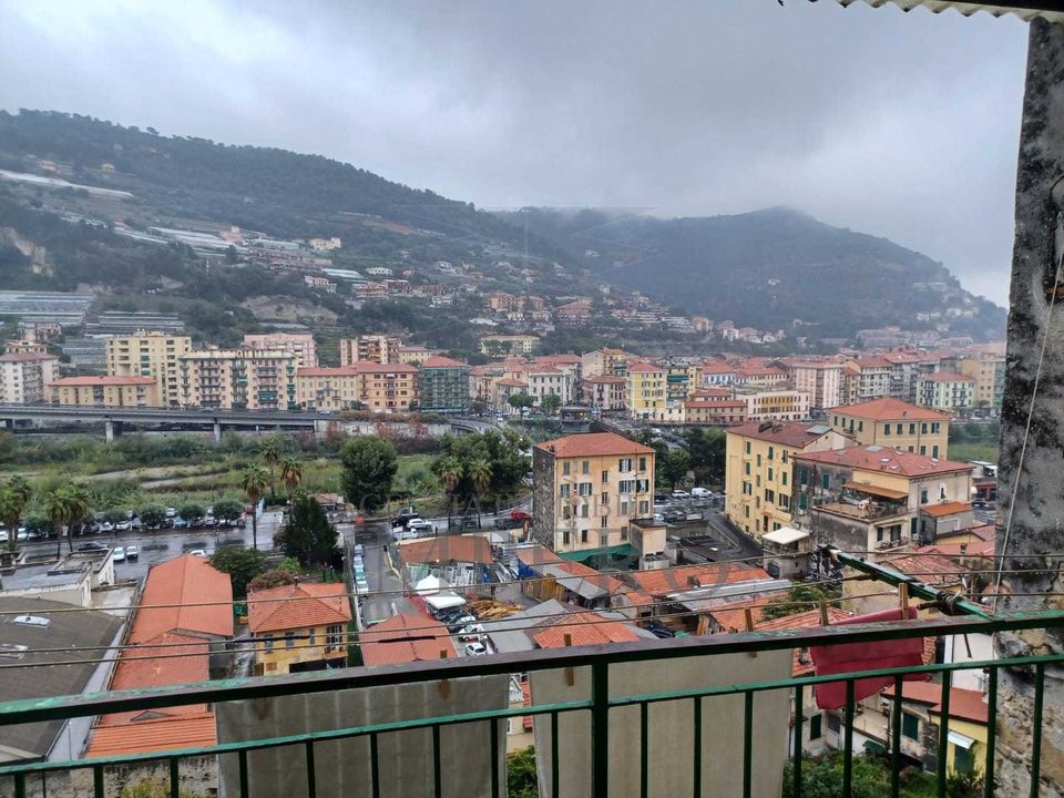 Lejlighed i Ventimiglia, Imperia - foto 1