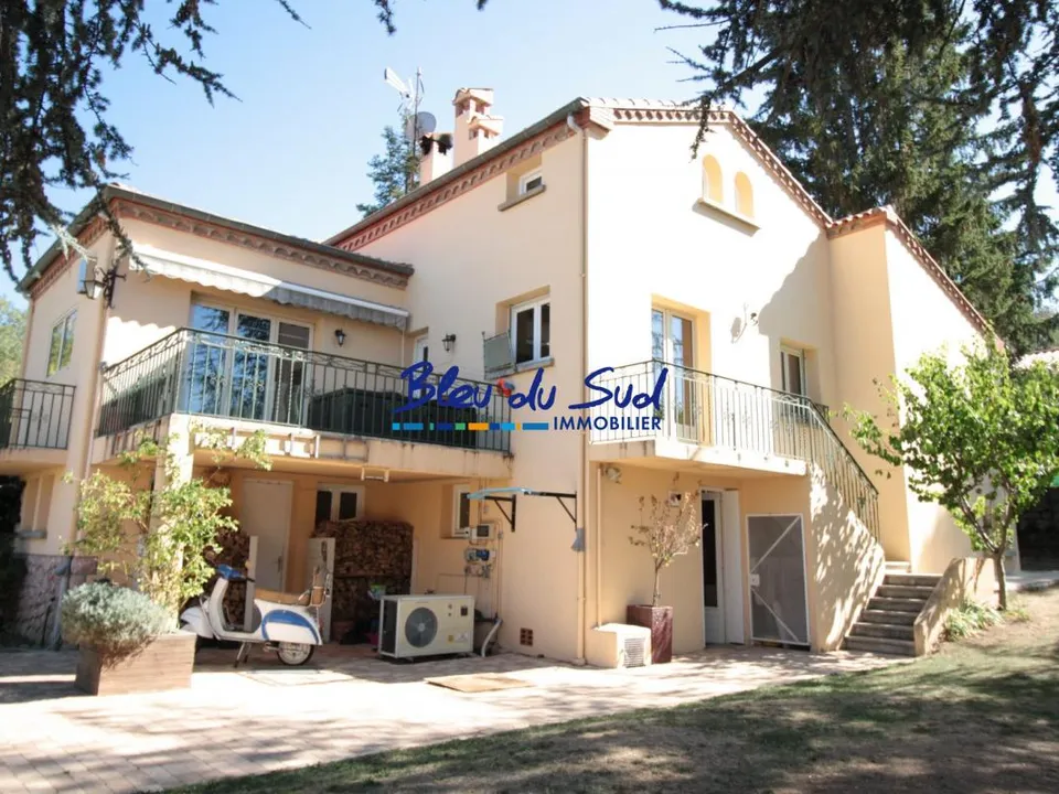 Villa en Vernet-les-Bains, Pyrenees-Orientales - foto 1