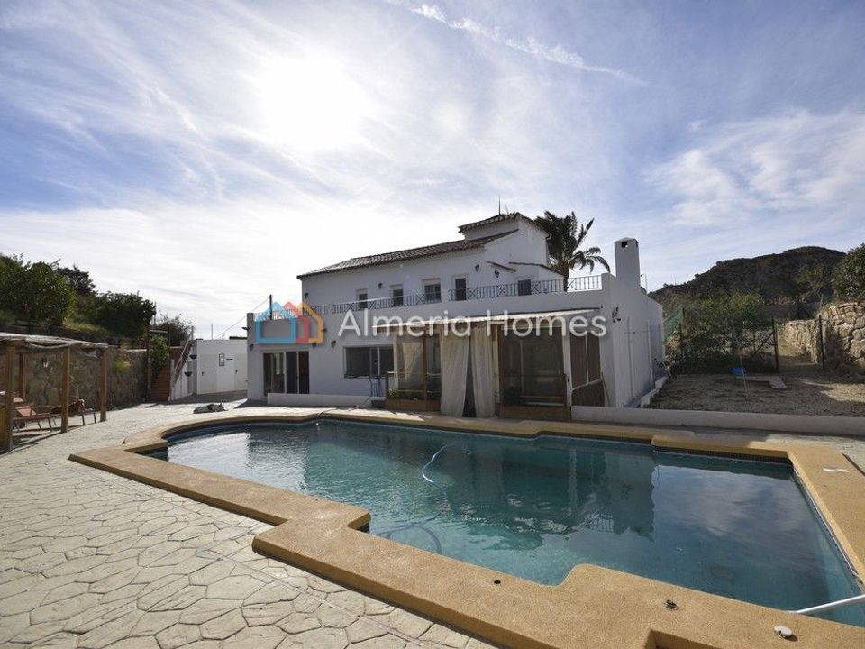 Villa i Cuevas del Almanzora, Almeria - foto 1