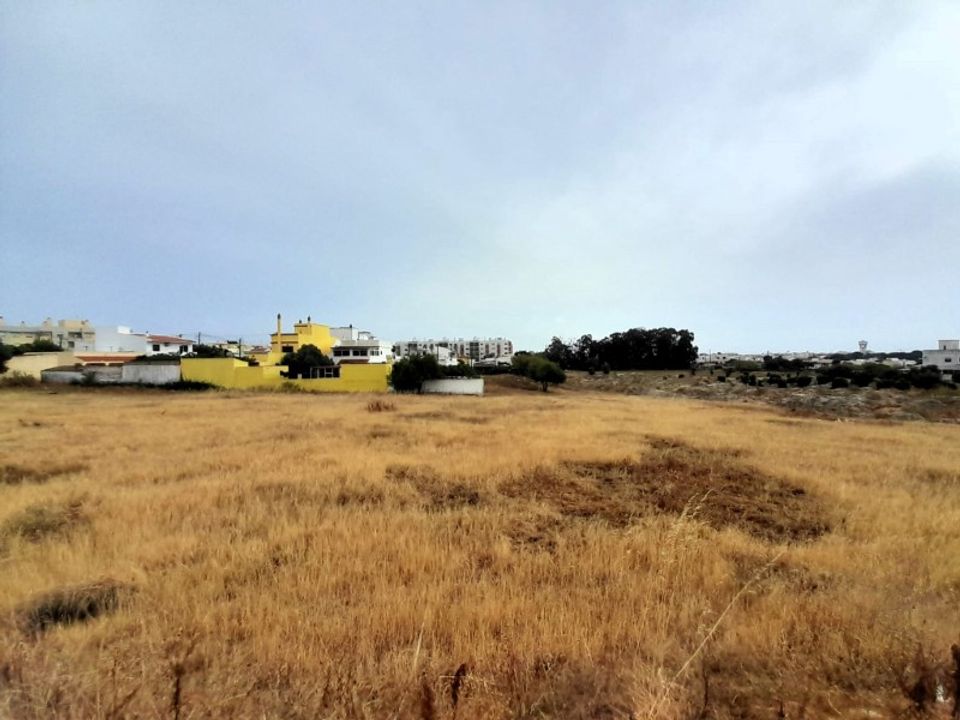 Helårsgrund i Quelfes, Faro - foto 2