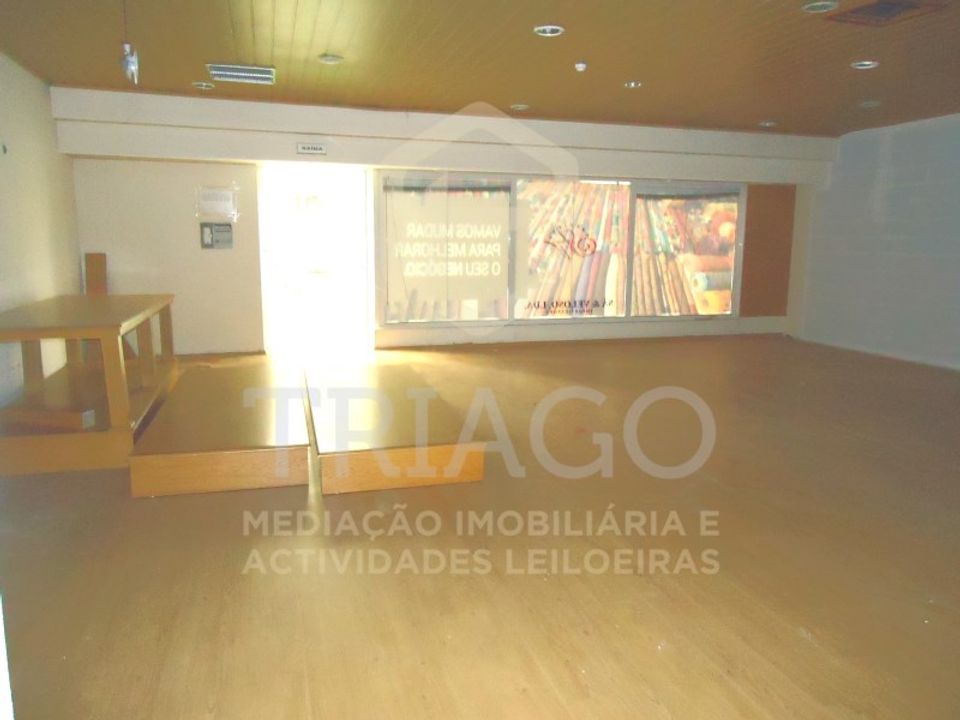 Erhvervsejendom i Samora Correia, Santarem - foto 2