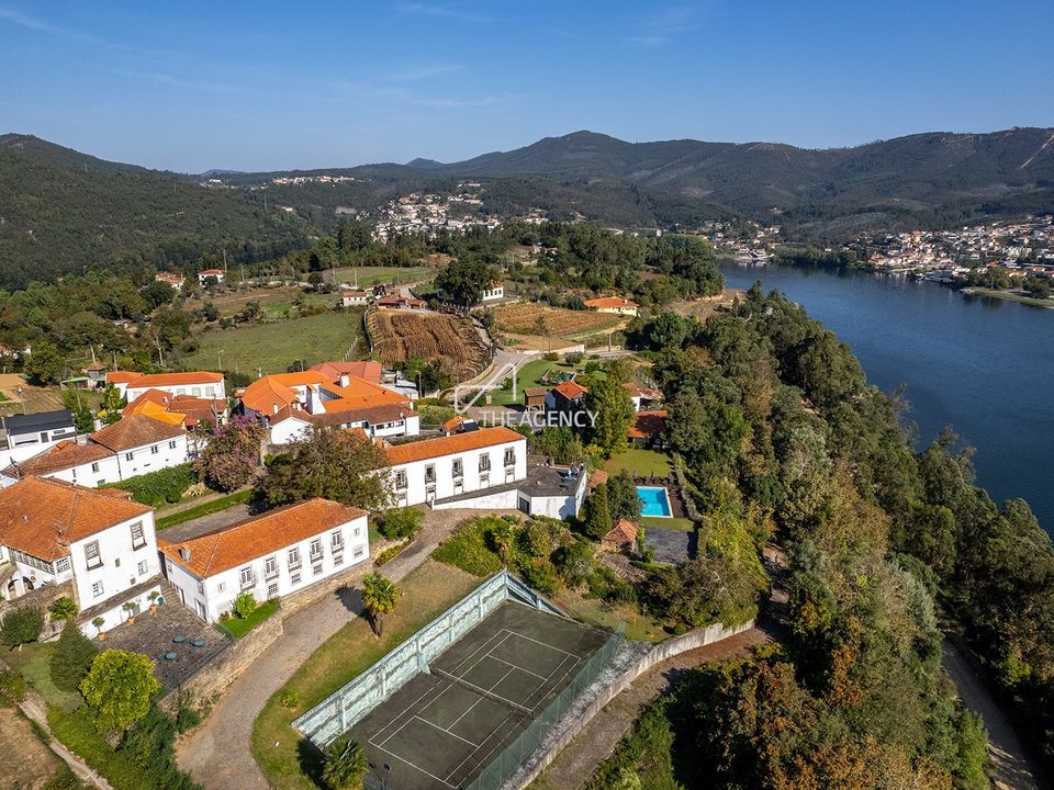 Gårdshus i Melres e Medas, Porto - bilde 3
