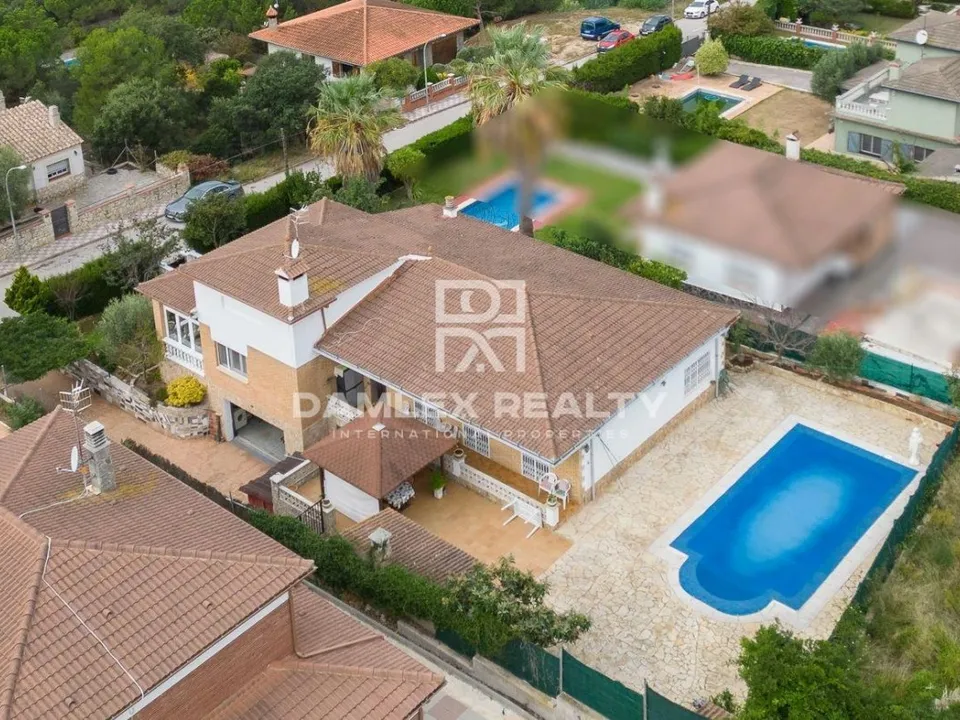 Villa i Lloret De Mar, Gerona - foto 1