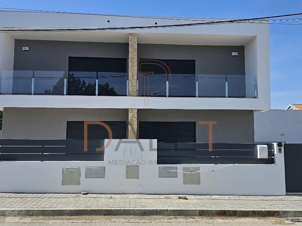 Rækkehus i Seixal, Setubal - foto 1