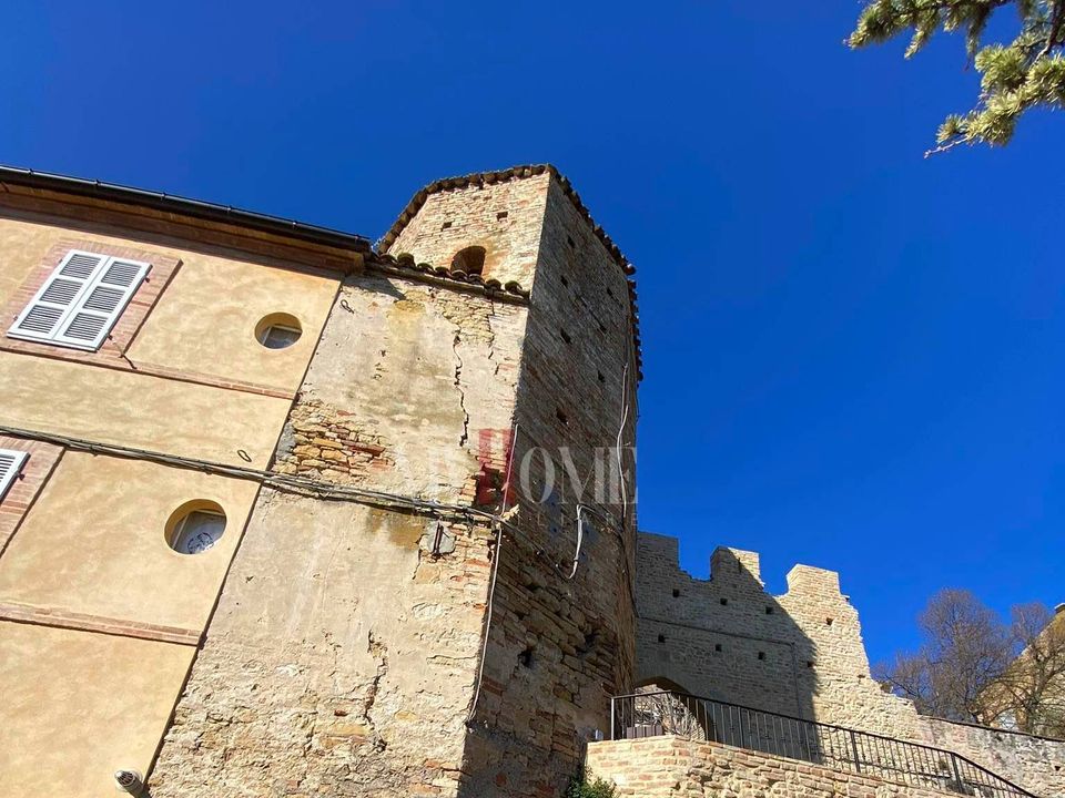 Landejendom i Montefiore dell'Aso, Ascoli Piceno - foto 2
