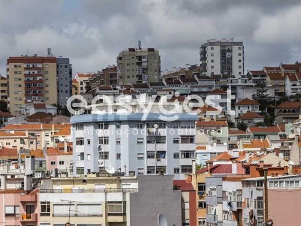 Erhvervsejendom i Amadora, Lisbon - foto 3