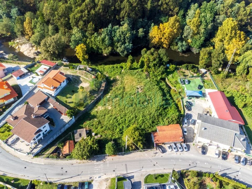 Helårsgrund i Santo Tirso, Porto - foto 2