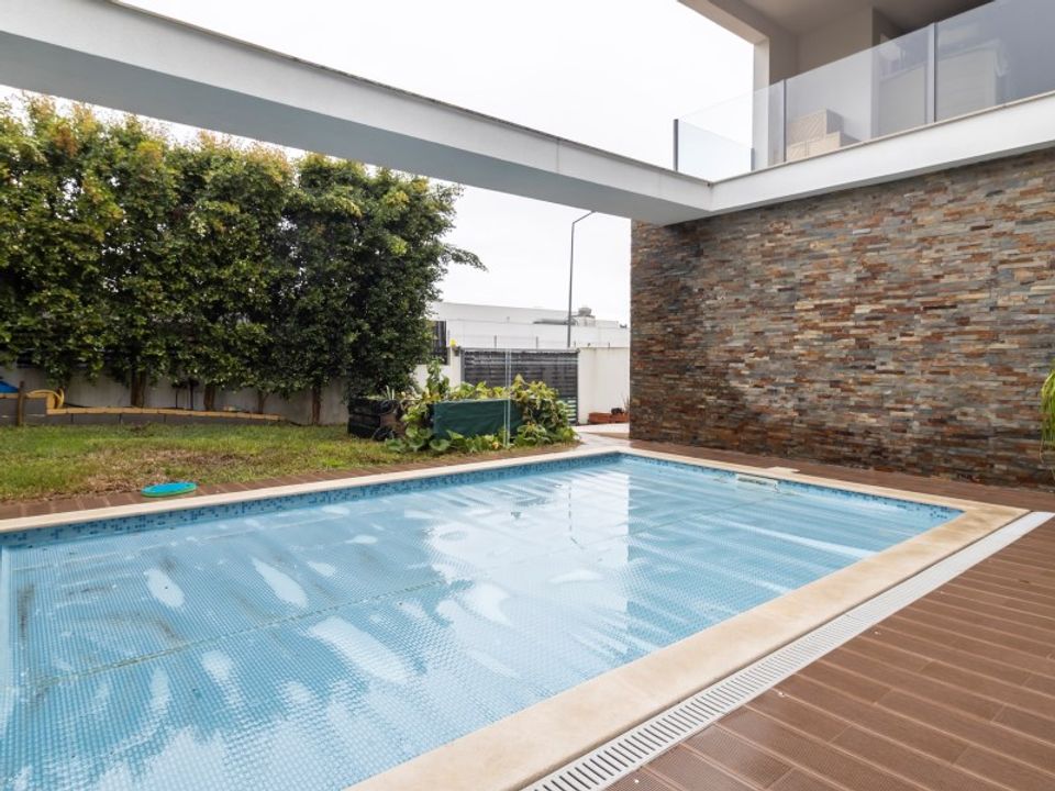 Rekkehus i Almada, Setubal - bilde 1