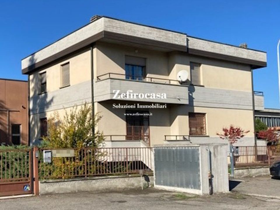 Erhvervsejendom i Anzola dell'Emilia, Bologna - foto 1