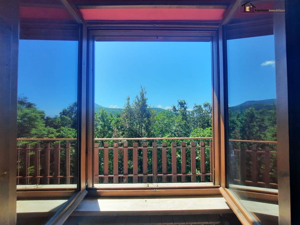 Villa i Poggio Catino, Rieti - bilde 1