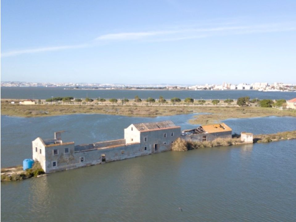 Ruinere i Seixal, Setubal - foto 1