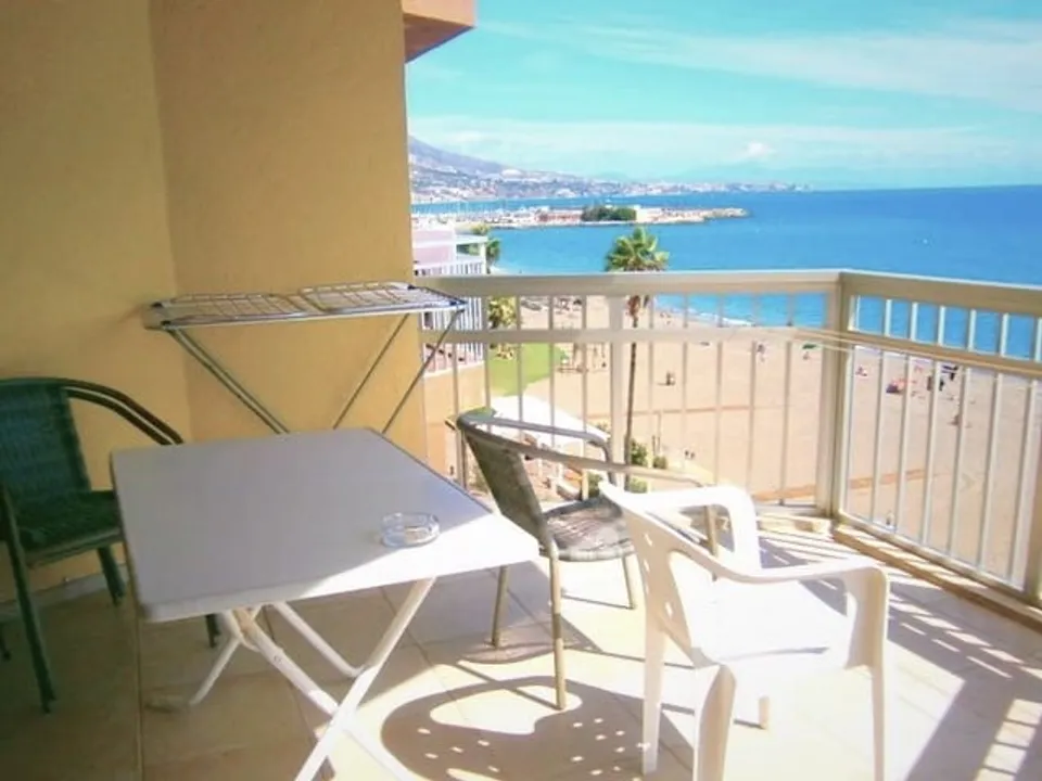 Lejlighed i Fuengirola, Malaga - foto 2
