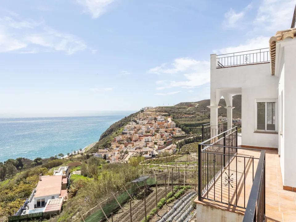 Villa i Nerja, Malaga - foto 1