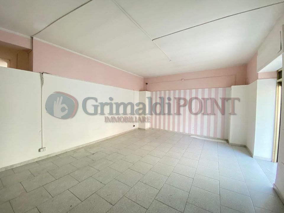 Erhvervsejendom i Giugliano in Campania, Naples - foto 2