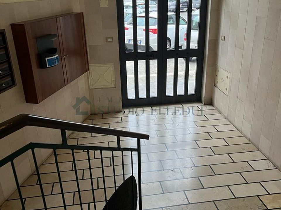 Erhvervsejendom i Bari, Bari - foto 3