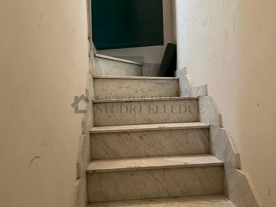 Erhvervsejendom i Bari, Bari - foto 4